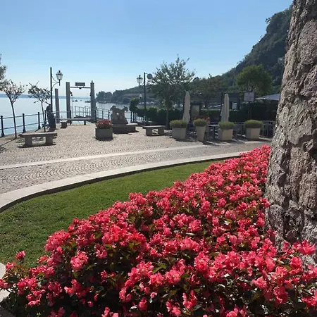 La Feriolina - Al Con Giardino Privato Apartment *